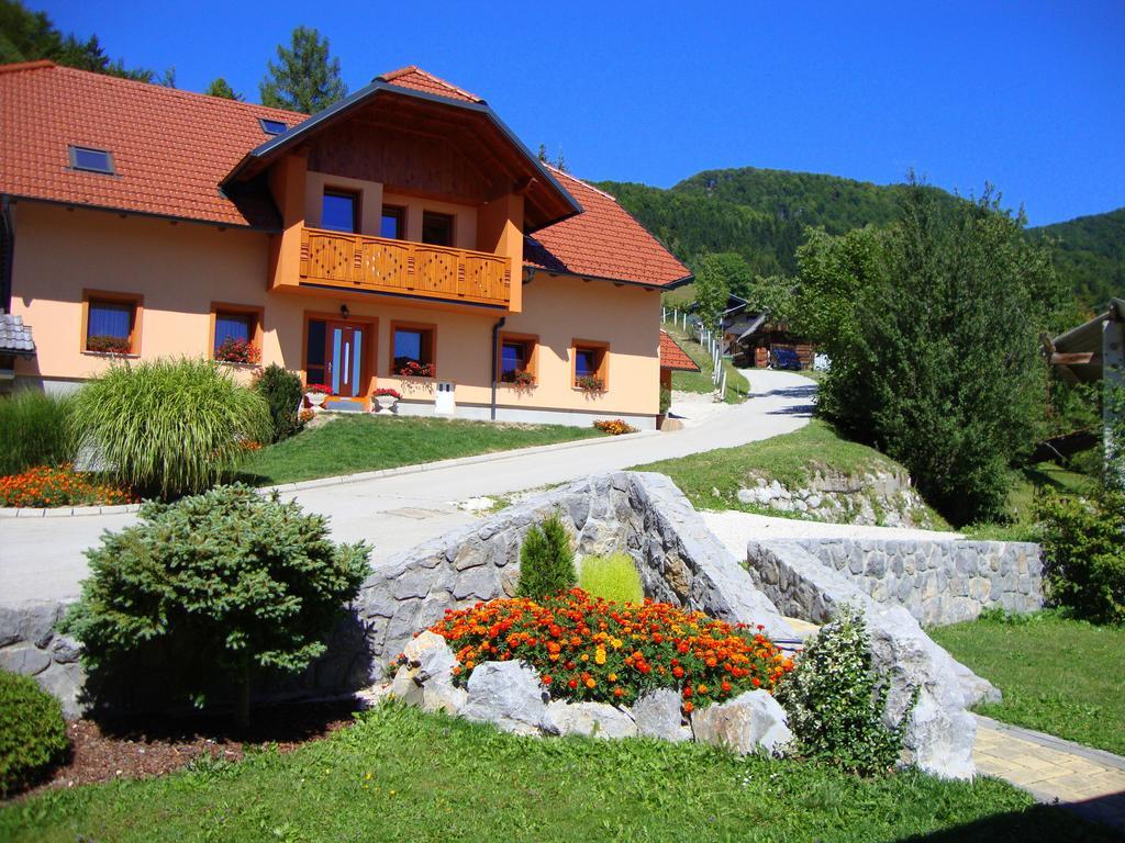 Apartments Trebusak Лазе-в-Тухинью Экстерьер фото