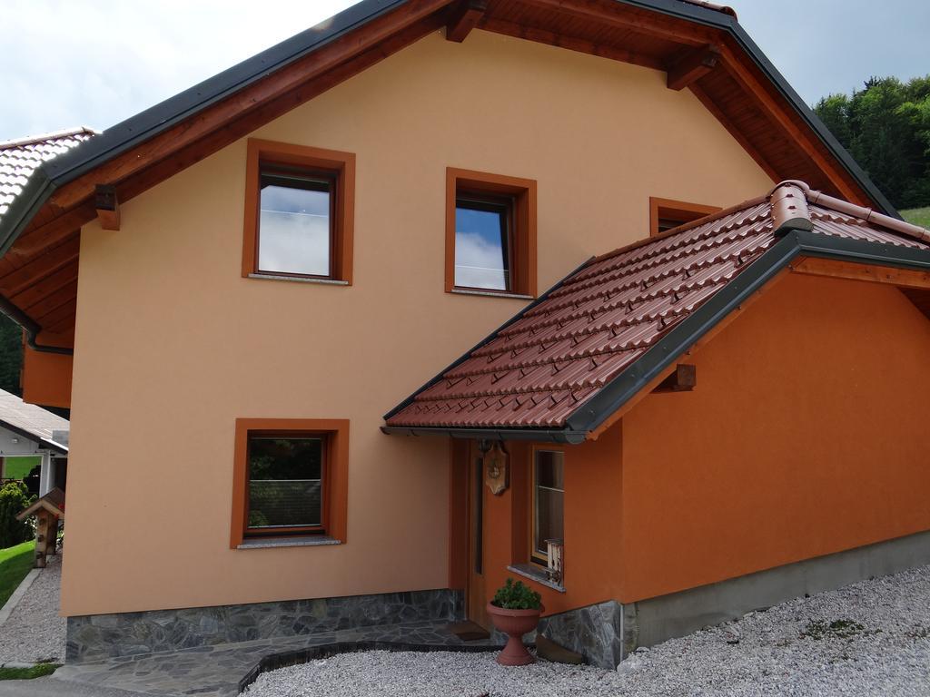 Apartments Trebusak Лазе-в-Тухинью Экстерьер фото